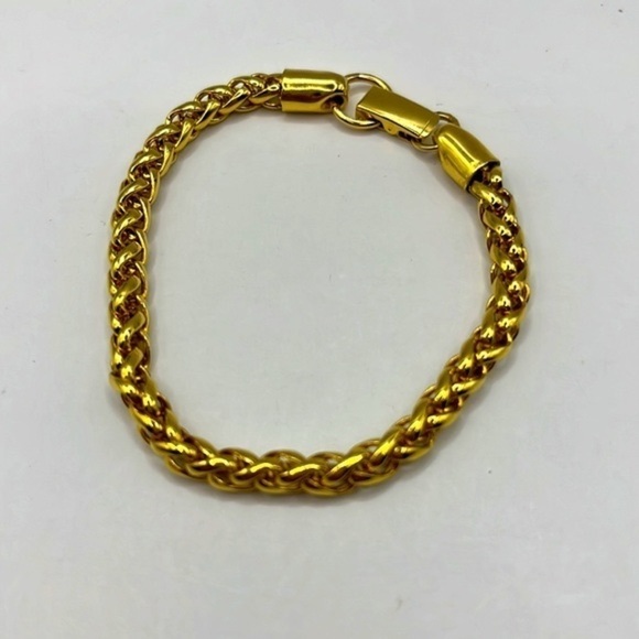 Gold Wheat Bracelet 7” Medium weight stackable fold over clasp closure Mobwife - Picture 1 of 8